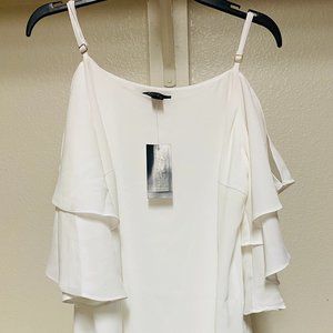 Thalia Sodi Bright white dress with nice sleeves